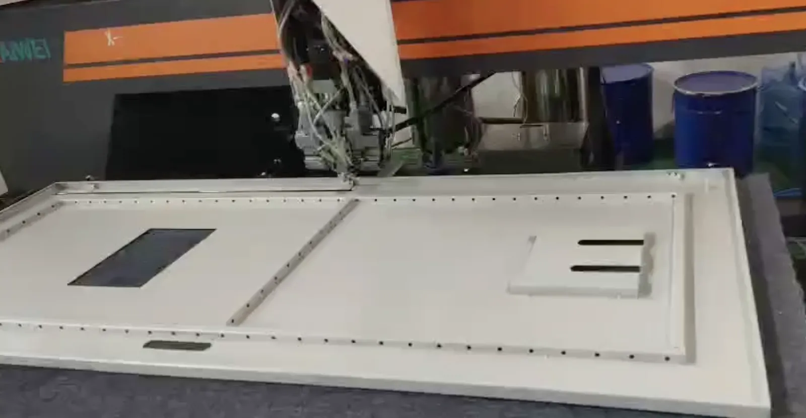 钣金机柜门板密封防水防尘涂胶机